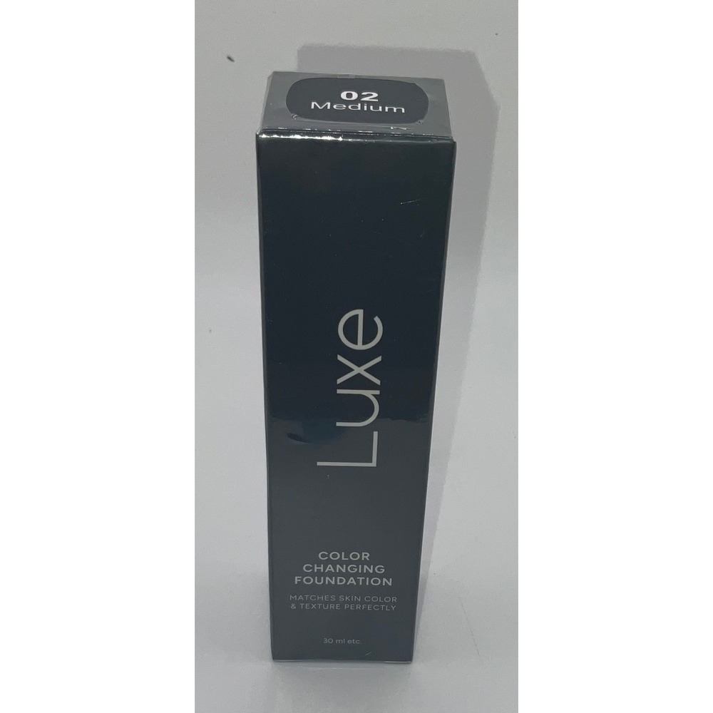 Luxe Color Changing Foundation 02 Medium 30ml New In Box Adaptation Makeup